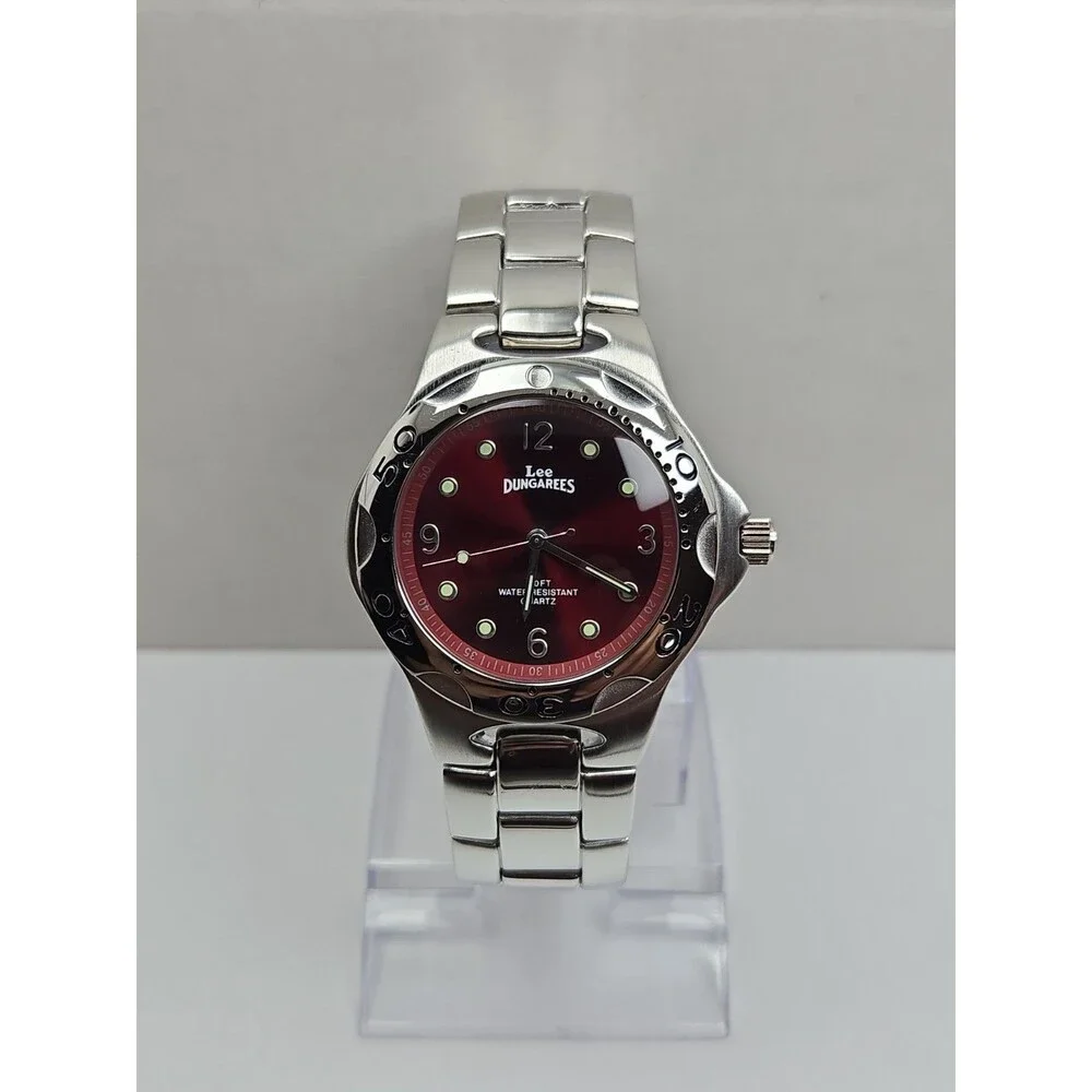 Lee Dungarees Mens Red Dial 100 FT Water Resistant Quartz Wristwatch New Battery